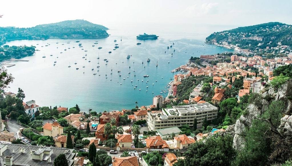 Pourquoi Nice séduit aussi bien les touristes que les entreprises ?
