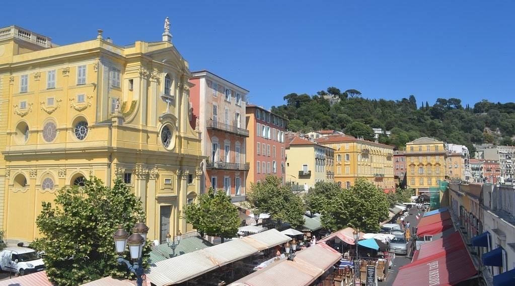 Pourquoi Nice séduit aussi bien les touristes que les entreprises ?